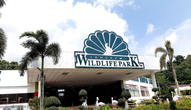 langkawi tourist attractions,best places to visit in langkawi,langkawi island sightseeing,langkawi natural wonders,langkawi adventure activities,langkawi beaches,langkawi cable car,kilim karst geoforest park,langkawi wildlife park,langkawi sky bridge,underwater world langkawi,langkawi waterfalls,langkawi island hopping,eagle square langkawi,langkawi mangrove tours,langkawi night markets,langkawi geopark,langkawi historical sites,langkawi lighthouse,langkawi nature reserves