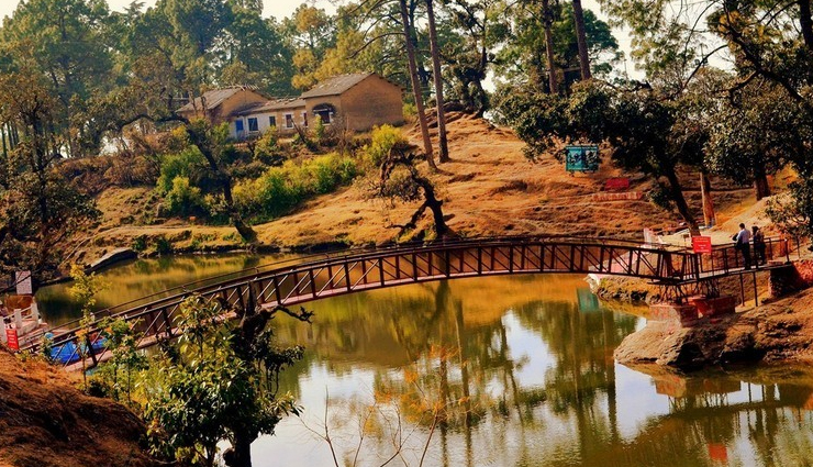 tourist attraction in lansdowne,lansdowne,bhulla lake,camping in lansdowne,the darwan singh sangrahalaya,snow viewpoint,centenary gate