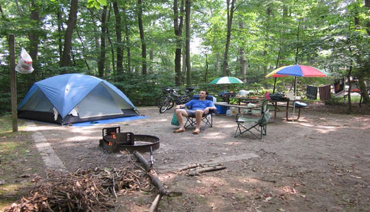 tourist attraction in lansdowne,lansdowne,bhulla lake,camping in lansdowne,the darwan singh sangrahalaya,snow viewpoint,centenary gate