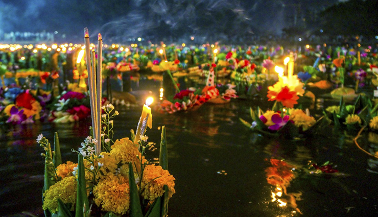 lantern festivals from around the world,lantern festivals,diwali,india,st johns night,poland,marine day lantern festival,tokyo,loy krathong,thailand,yi peng,rise lantern festival,las vegas