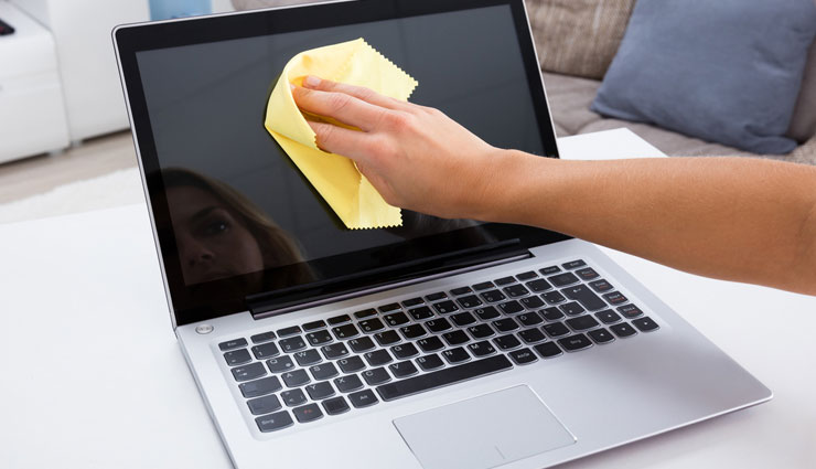 Easy Steps To Clean Laptop or PC Screens