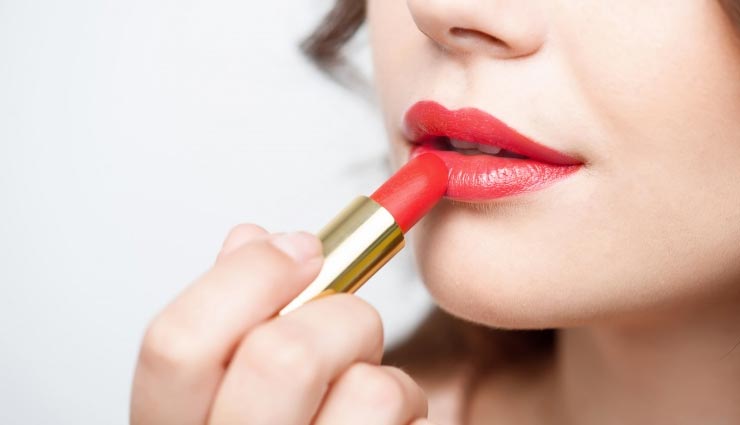 आपको खूबसूरत बनाएंगे लिपस्टिक के ये 5 शेड, आइये जानें shades of lipstick,lipstick,tips to apply lipstick,tips to chose right lipstick shade,fashion tips,trendy lipstick shades,fashion trends