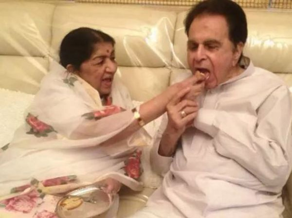 dilip kumar,dilip kumar photos,tragedy king dilip kumar,dilip kumar dies,dilip kumarphoto,entertainment,bollywood news