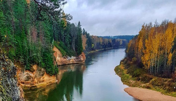 tourist destination in latvia,latvia,liepaja,gauja national park,kuldiga,rundale palace & museum,the freedom monument,jurmala