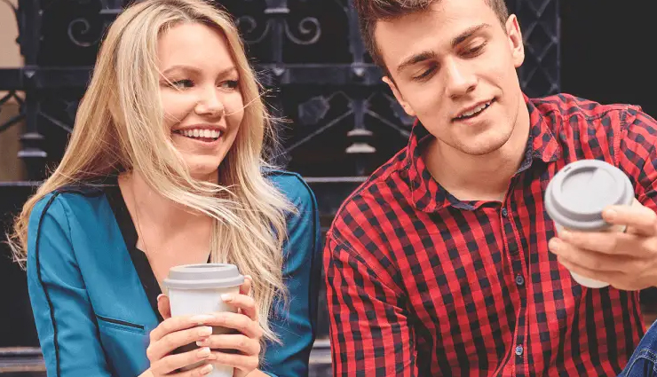 signs youre friendzoned,girl friendzoned you,friendzone signs,signs she sees you as a friend,friendzone clues,girl not interested romantically,unrequited love signs,friendzone signals,identifying friendzone,girl likes you as a friend,recognizing friendzone,signs of friendzone behavior