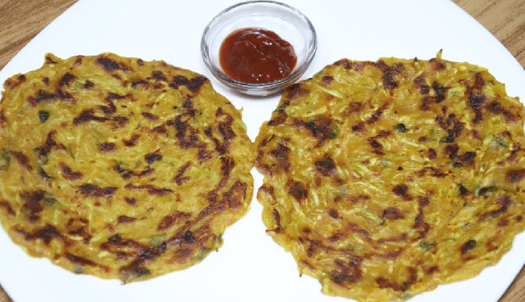 नाश्ता हो या स्नैक्स दोनों का मजा बढ़ा देता है लौकी का चीला, सेहत से भी नहीं करना पड़ता समझौता #Recipe