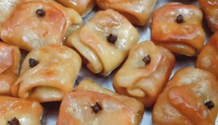 laung lata recipe for holi,best holi sweets - laung lata,traditional holi recipe - laung lata,festive sweets for holi - laung lata,holi dessert - laung lata,laung lata sweet recipe,holi special - laung lata,authentic holi delicacy - laung lata,indian holi sweets - laung lata,quick and easy laung lata recipe