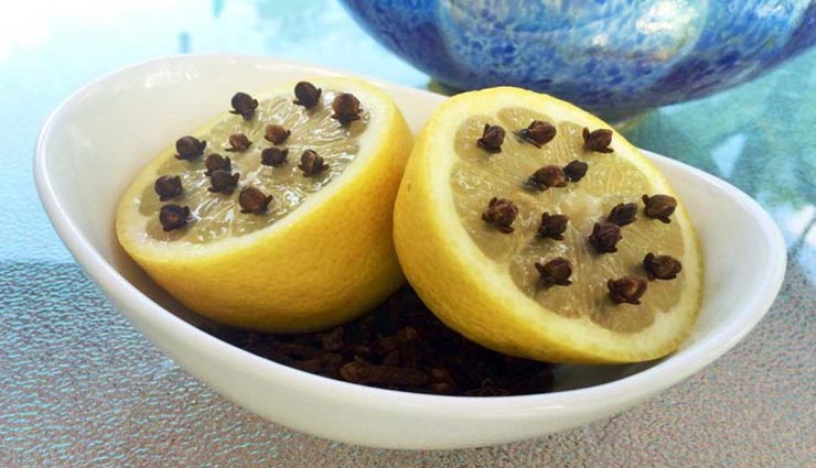 लौंग-नींबू के ये उपाय दिलाएँगे आपको परेशानियों से छुटकारा, जानें किस तरह ले इन्हें काम में