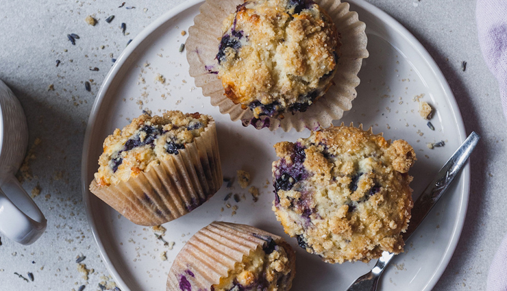 eggless lavender berry muffins,eggless lavender berry muffins recipe,berry muffins recipe,muffins recipe,recipe