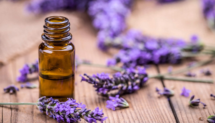 diy face spritz,refreshing face spritz recipes,homemade facial mists for summer,diy skin refreshment during summer,natural face sprays for hot weather,hydrating face spritz for summer,cooling mists for summer skincare,refreshing diy facial sprays,homemade summer skincare remedies,diy face mist recipes for summer rejuvenation