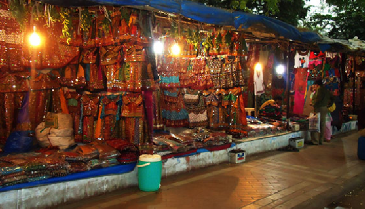 gujarat shopping destinations,best markets in gujarat,top places to shop in gujarat,gujarat shopping guide,unique markets in gujarat,traditional shopping in gujarat,famous shopping streets in gujarat,gujarat handicrafts shopping,vibrant bazaars in gujarat,gujarat shopping experiences,ahmedabad shopping spots,shopping malls in gujarat,gujarat street markets,antique shopping in gujarat,ethnic shopping in gujarat