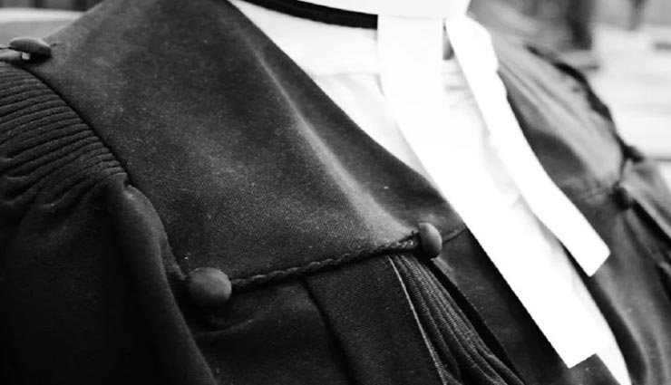 weird news,weird information,lawyers,lawyers dress code