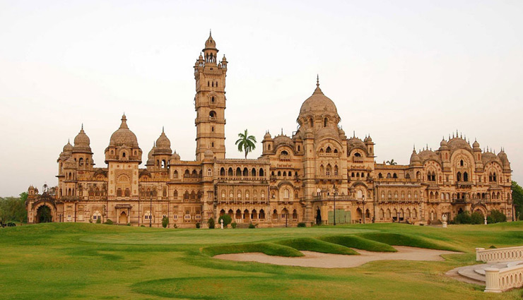 gujarat tourism,vadodara,vadodara tourism,places to visit in vadodara,baroda,travel,travel guide,tourism,holidays