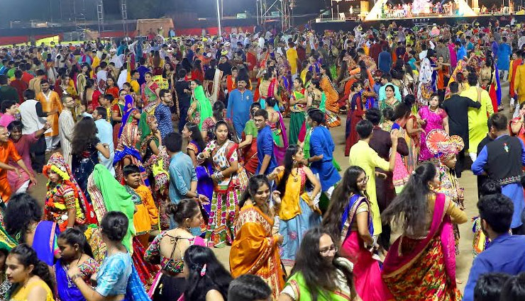 navratri 2024,garba in gujarat,places for garba in gujarat,best garba spots in gujarat,navratri garba venues,garba ahmedabad,vadodara garba,rajkot garba,surat garba,gmdc ground garba,karnavati club garba,united way garba vadodara,laxmi vilas palace garba,kirti stambh garba,race course ground rajkot,jubilee garden garba,navratri garba celebration,garba dance festival gujarat,top navratri garba venues