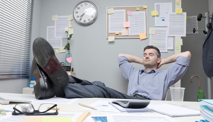 tips to get rid of laziness,tips to get rid of laziness at work,how to overcome laziness at workplace,know how to get rid of lazy attitude at work,how to get yourself free of laziness at work,office,Health tips,healthy living