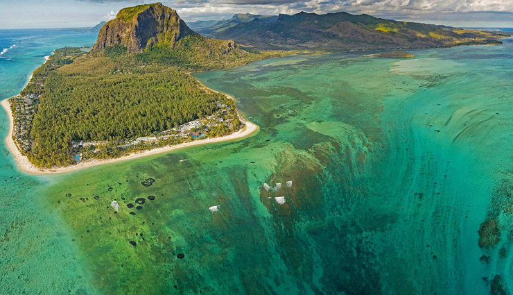 tourist spots in mauritius,honeymoon destination mauritius,places to visit in mauritius,foreign destination,holidays,travel guide,travel tips