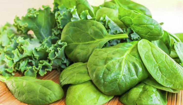 healthy hair,eggs,spinach and other leafy greens,citrus fruits,fatty fish and nuts,whole grains,carrots,avocado,blueberries,food for healthy hair,hair care tips,beauty tips