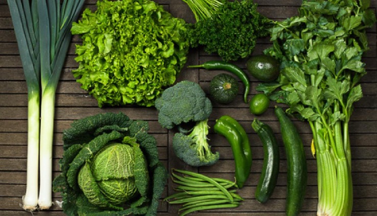 summer skin care,sun protection foods,how to prevent sunburn naturally,summer diet tips,uv protection through food,healthy summer eating,sun damage prevention,best foods for glowing skin,summer wellness,natural sunblock foods