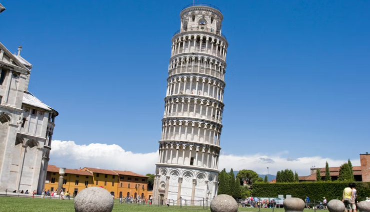 italy tourist attractions,top places to visit in italy,best tourist spots in italy,italy travel destinations,must-see places in italy,famous landmarks in italy,italy bucket list destinations,top tourist attractions in italy,unmissable sights in italy,tourist hotspots in italy