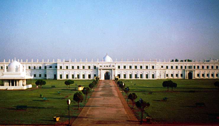 nizamat imambara,murshidabad,zampa gateway,diu,maluti,jharkhand,arvalem rock cut,goa,eran monuments,madhya pradesh,least explored historical places,historical places in india,india