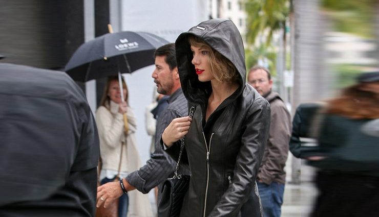 wearing these clothes will discomfort your rainy days