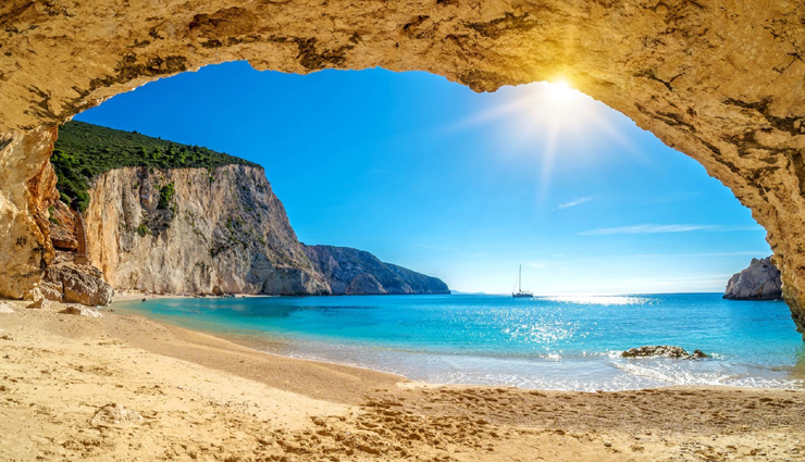 clearest water,world clearest water,places to enjoy world clearest water,travel,holidays