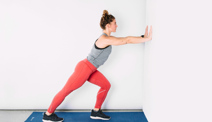 seated forward bending,calf stretch,parvatasana,standing quad stretch,static lunge,exercises,exercises to reduce leg pain,leg pain tips,Health tips,fitness tips