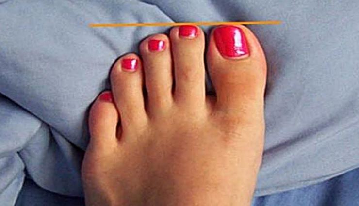 astrology tips,astrology tips in hindi,toe astrology,financial situation in life