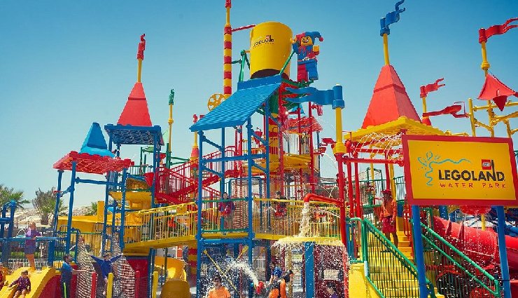 dubai waterparks,famous waterparks in dubai,best waterparks dubai,aquaventure waterpark dubai,wild wadi waterpark,yas waterworld attractions,legoland waterpark dubai,laguna waterpark dubai,dubai family-friendly waterparks,dubai water fun activities.