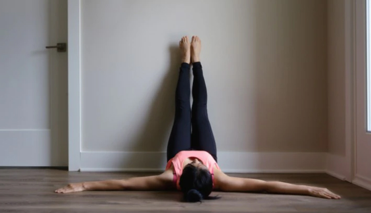 5 Health Benefits of the Legs Up The Wall Pose