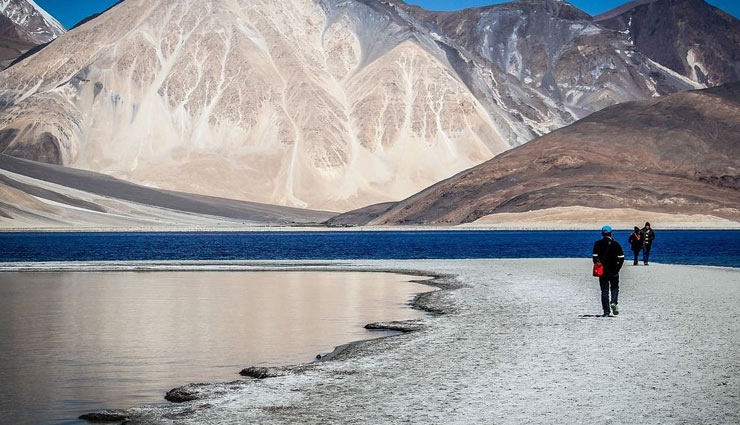 sights of jammu and kashmir,jammu and kashmir,travel,tourism,holidays,major attractions of jammu and kashmir,tourist place in jammu and kashmir