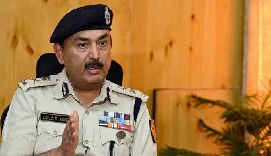 लद्दाख पुलिस प्रमुख ने कहा सोनम वांगचुक को 'सबूतों के बिना' गिरफ्तार किया गया? वायरल वीडियो को सरकार ने बताया Deepfake