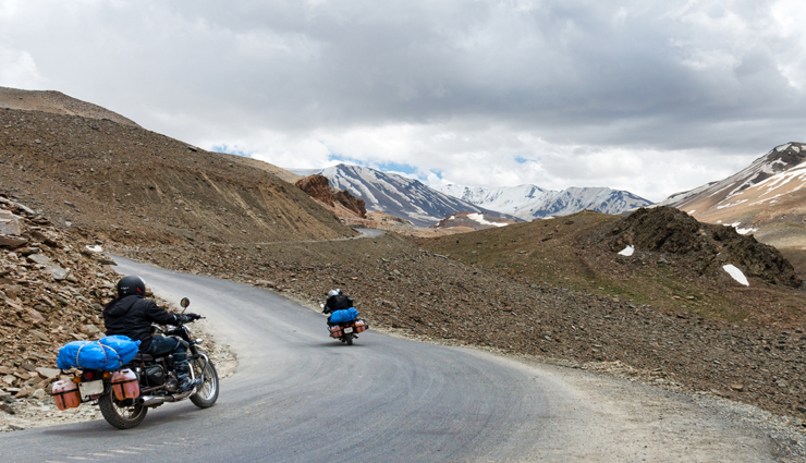 travel places,indian places,dangerous indian road