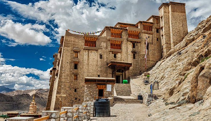 india royal heritage,mysore palace architecture,city palace udaipur history,neemrana palace rajasthan hospitality,umaid bhawan palace luxury,leh palace ladakh culture,chowmahalla palace hyderabad heritage,jal mahal jaipur architecture,udaivilas palace udaipur luxury hotel,jai vilas palace gwalior museum,royal palaces in india,historical palaces to visit,cultural richness of indian palaces,royal architecture in rajasthan,majestic palaces in karnataka,iconic palaces of madhya pradesh,experience royalty in india,heritage hotels in rajasthan,architectural marvels of india,regal legacy of indian dynasties