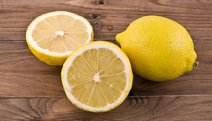 body odour,fight body odour,home remedies to fight body odour,baking soda and corn-starch,apple cider vinegar,Lemon,tea,tomatoes,beauty,beauty tips,beauty news