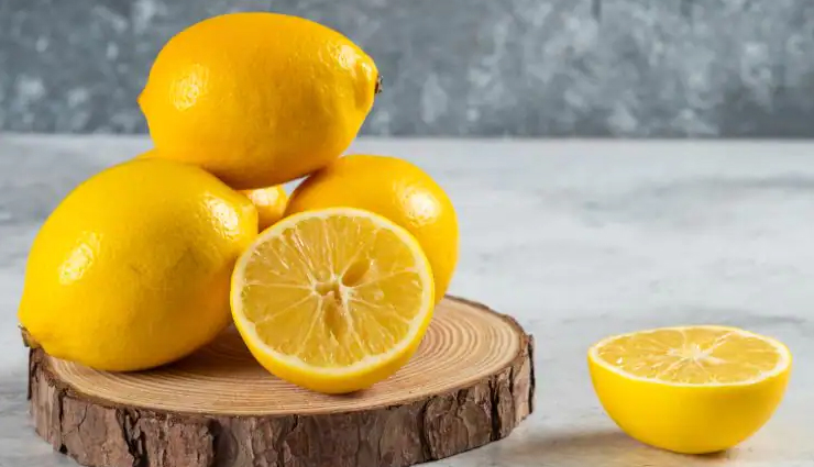 tips for oily hair,home remedies for oily hair,natural remedies for oily hair,how to treat oily hair,oily hair prevention,best shampoo for oily hair,how to get rid of oily hair fast,lifestyle changes for oily hair,essential oils for oily hair,diy hair masks for oily hair,oily hair care routine,hair care tips in hindi