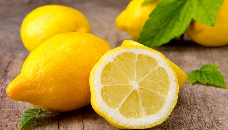 diy face spritz,refreshing face spritz recipes,homemade facial mists for summer,diy skin refreshment during summer,natural face sprays for hot weather,hydrating face spritz for summer,cooling mists for summer skincare,refreshing diy facial sprays,homemade summer skincare remedies,diy face mist recipes for summer rejuvenation