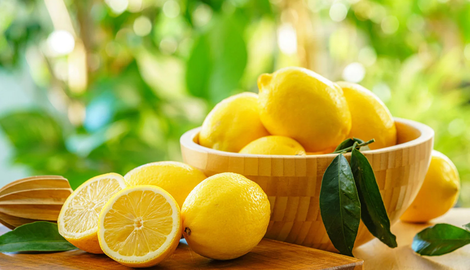 7 DIY Ways To Use Lemon for Skin and Hair