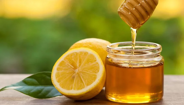 lemon to treat dark circles,dark circles,beauty hacks,beauty tips,lemon juice and honey,lemon juice with cucumber,lemon juice and tomatoes,olive oil and lemon,beauty tips,simple beauty tips