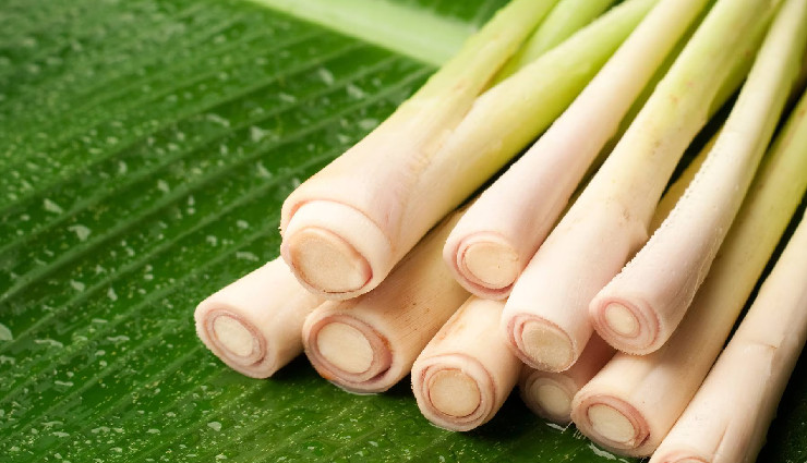 thai beauty secrets,thai skincare,natural skincare ingredients,papaya for skin,turmeric for skin,coconut oil skincare,lemongrass detox,tamarind exfoliator,fruit juices for skin,glowing skin tips,healthy skin winter,traditional thai beauty