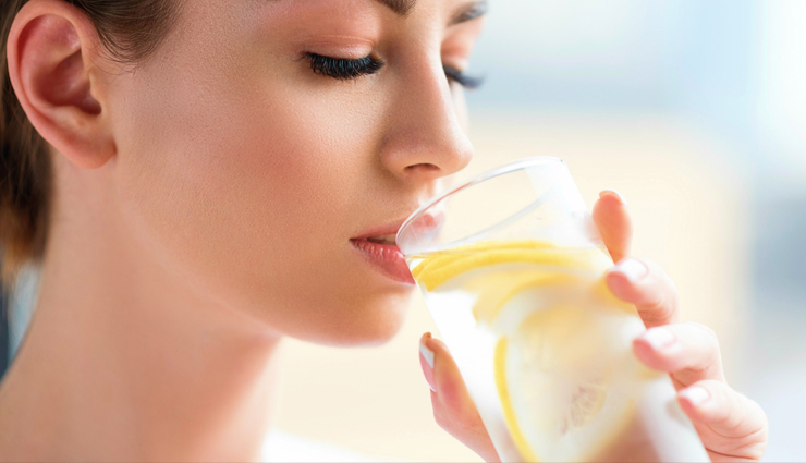 warm water,warm water health benefits,warm water good for health,Lemon,lemon health benefits,lemon good for health,honey,honey health benefits,honey good for health,healthy food,Health,Health tips