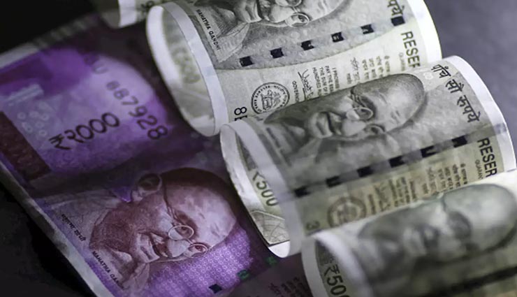 vastu tips,vastu tips in hindi,evening work,poverty in life,maa laxmi