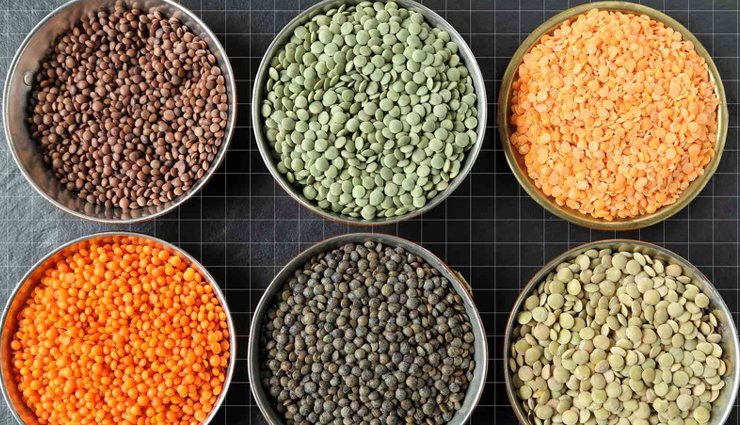 protein deficiency symptoms,muscle deterioration,weakness,edema,swelling,hair,skin,and nails changes,persistent fatigue,delayed wound healing,impaired growth,compromised immune function,vegetarian protein sources,vegan protein sources,elderly protein intake,protein-rich foods,protein benefits,complete protein sources,muscle repair foods,immune-boosting foods,protein-rich diet,protein importance