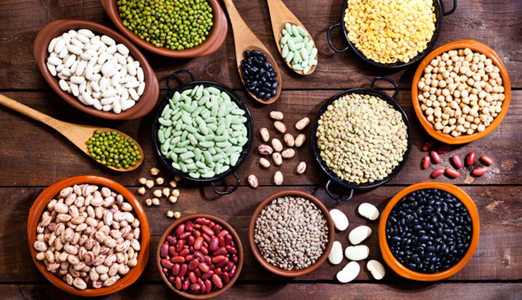 oily skin treatment foods,foods for oily skin care,diet for oily skin control,healthy foods for oily skin,nutrition for oily skin balance,balancing oily skin with diet,oily skin remedies through diet,foods to control excess oil on skin,skincare through healthy eating,managing oily skin with nutrition