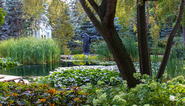 winnipeg parks,beautiful parks in winnipeg,best parks in winnipeg,explore winnipeg parks,winnipeg natural beauty,parks and gardens in winnipeg,winnipeg outdoor attractions,urban parks in winnipeg,winnipeg scenic spots,top parks to visit in winnipeg