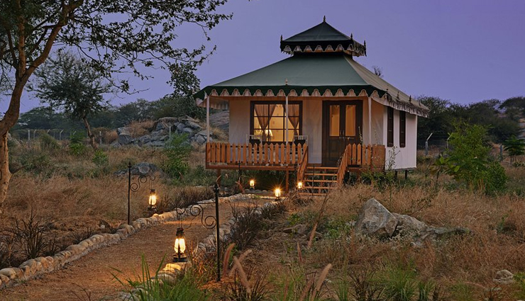 leopards,places to spot leopards in india,india,jhalana leopard safari park,rajasthan,jawai leopard reserve,satpura national park,madhya pradesh,kumbhalgarh wildlife sanctuary,rajasthan,bandipur national park,karnataka