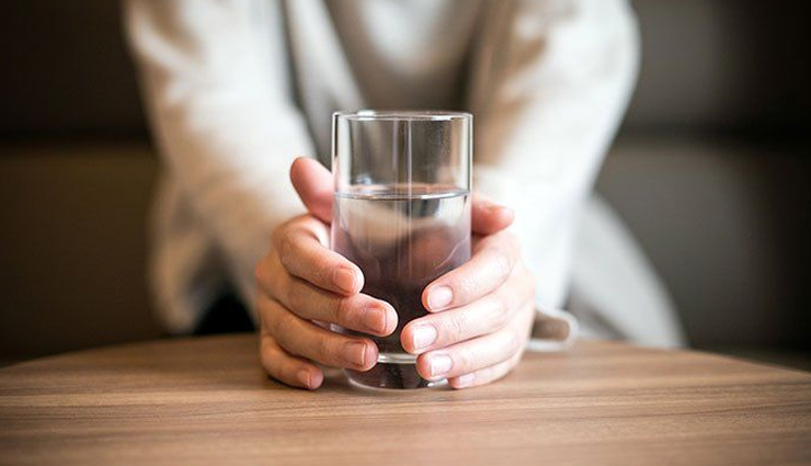 food not good for skin,skin problem,skin care tips,skin problem treatment,healthy skin