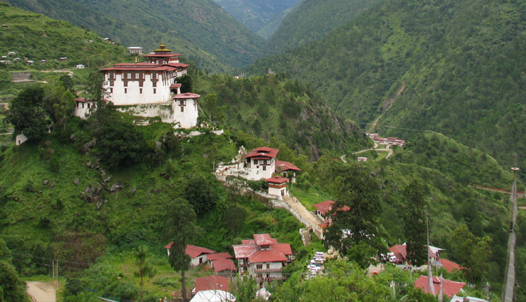 valleys in bhutan,beautiful valleys of bhutan,scenic valleys in bhutan,bhutan picturesque valleys,exploring bhutan stunning valleys,majestic valleys of bhutan,bhutan natural wonders: valleys,best valleys to visit in bhutan,discovering the beauty of bhutan valleys,bhutan travel: must-visit valleys