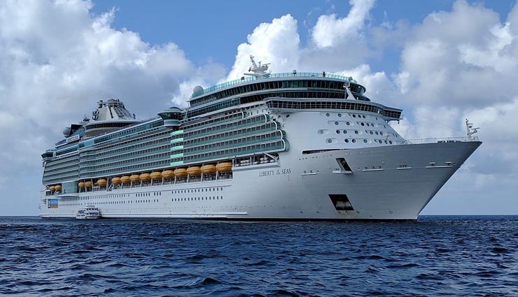 biggest ships,world,holidays,cruise