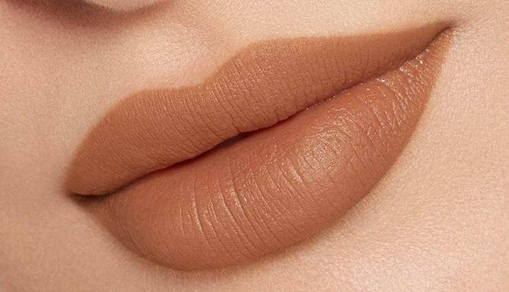 lipstick in monsoon,lipstick design,beauty